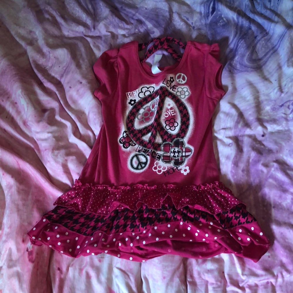 Pink and black flowy bottom shirt